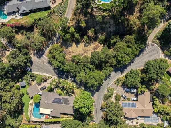 1220 Flintridge Circle, La Canada Flintridge, CA 91011