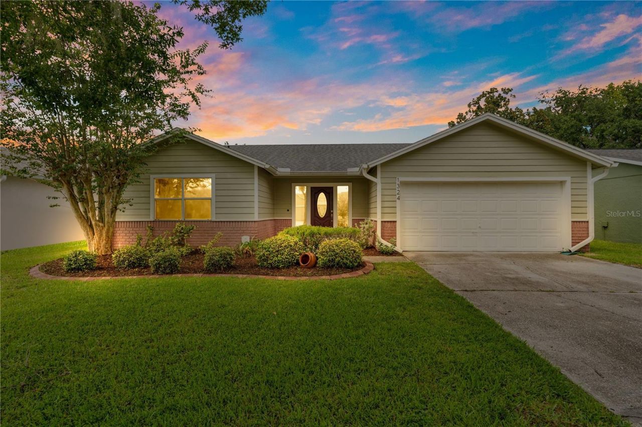 1324 Silverthorn Drive, Orlando, FL 32825 Main Photo
