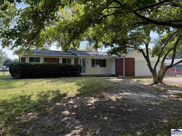 1907 E Springhill Drive, Terre Haute, IN 47802
