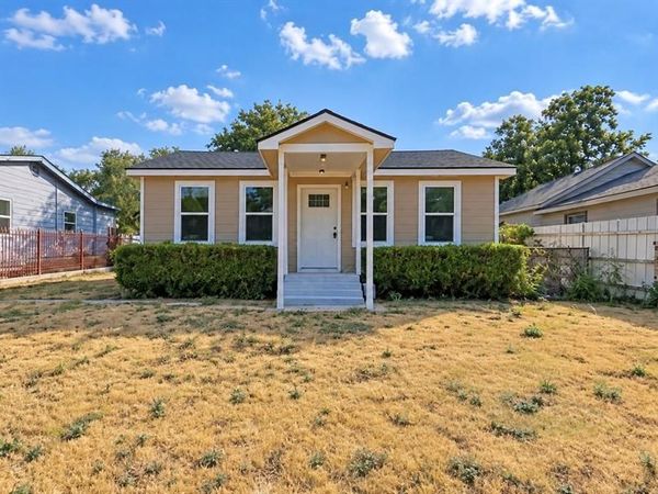 3019 NW 27th Street, Fort Worth, TX 76106