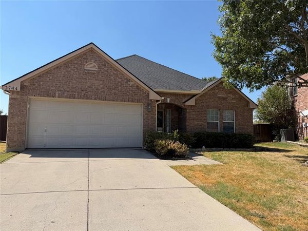2744 Winterberry Lane, Little Elm, TX 75068