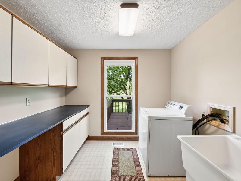 5428 Flat Head Court, Columbus, OH 43230 Photo 17