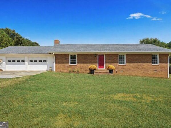 1825 Fork Creek Circle, Bowman, GA 30624