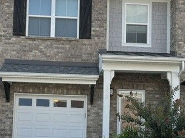 322 Banbury Dr , Gallatin, TN 37066