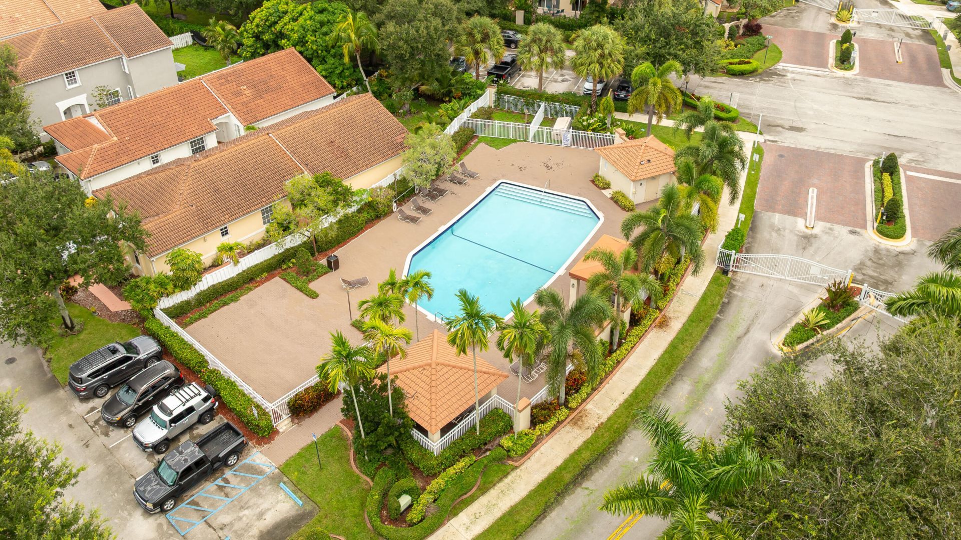 15266 SW 49th Street, Davie, FL 33331 Photo