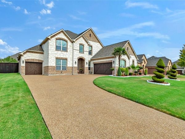 9810 Clubhouse Circle, Rowlett, TX 75089
