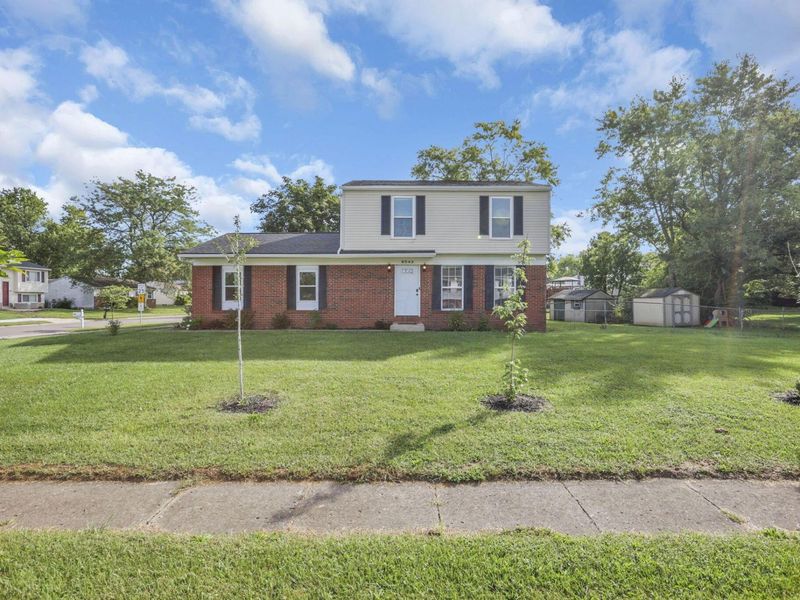 8543 Blue Lake Avenue, Galloway, OH 43119 Photo 2
