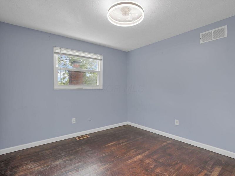 8543 Blue Lake Avenue, Galloway, OH 43119 Photo 30