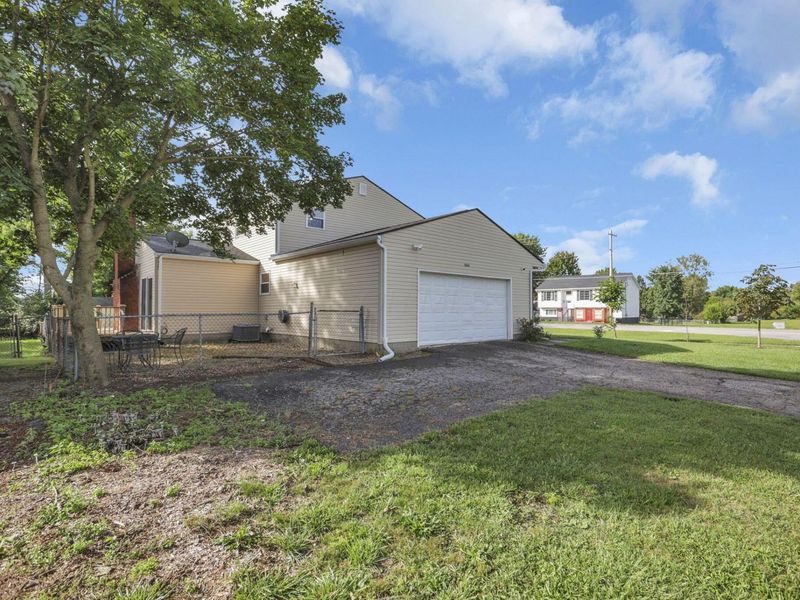 8543 Blue Lake Avenue, Galloway, OH 43119 Photo 54