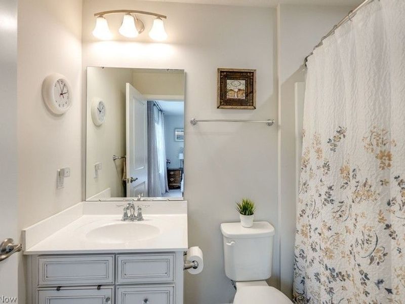 9058 Winfield Lane, North Ridgeville, OH 44039 Photo 28