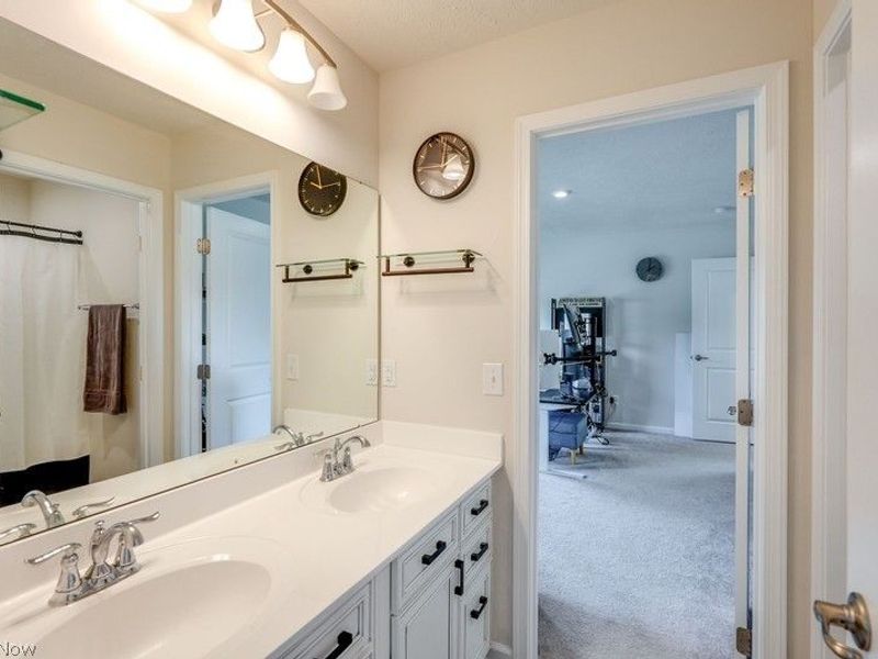 9058 Winfield Lane, North Ridgeville, OH 44039 Photo 31