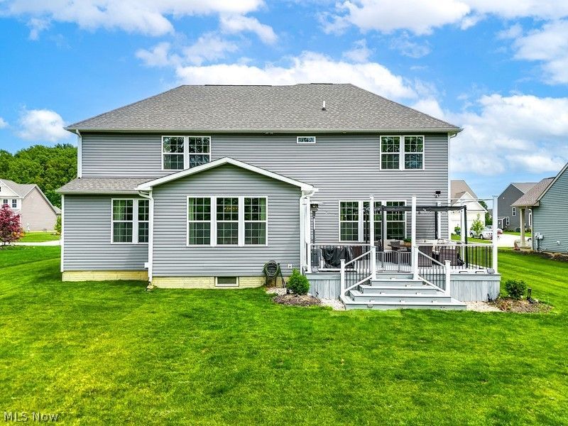 9058 Winfield Lane, North Ridgeville, OH 44039 Photo 5