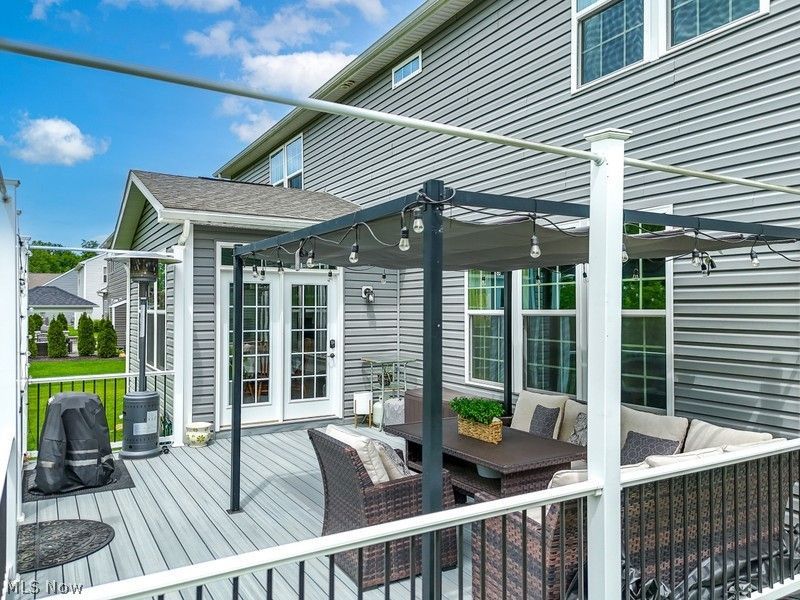 9058 Winfield Lane, North Ridgeville, OH 44039 Photo 6