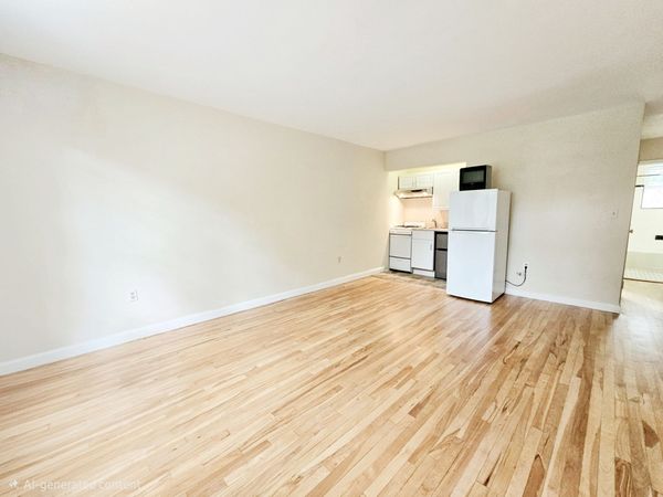 42 Dean Rd, Unit 5, Brookline, MA 02445
