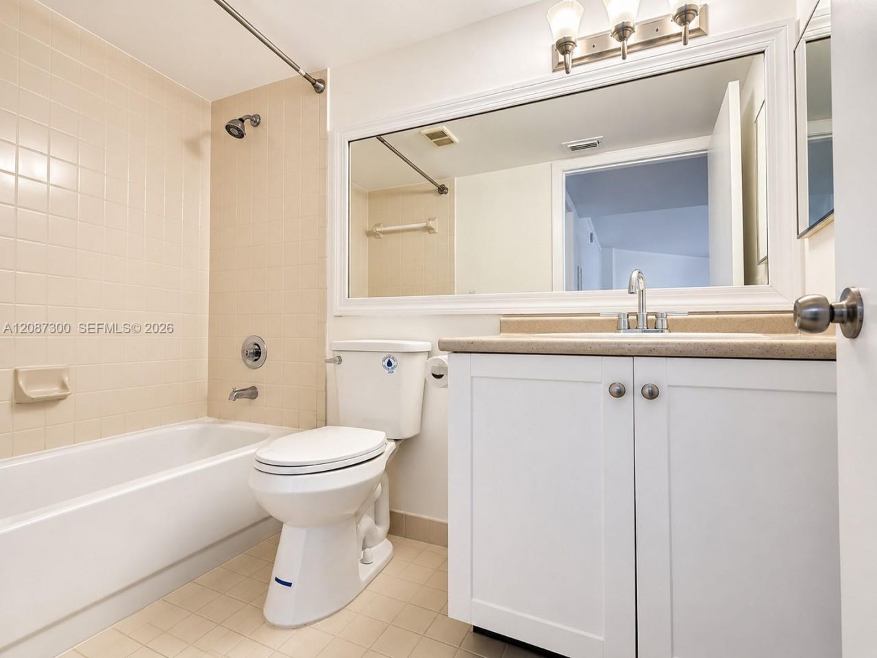 550 S Park Rd, Unit 25-8, Hollywood, FL 33021 Photo