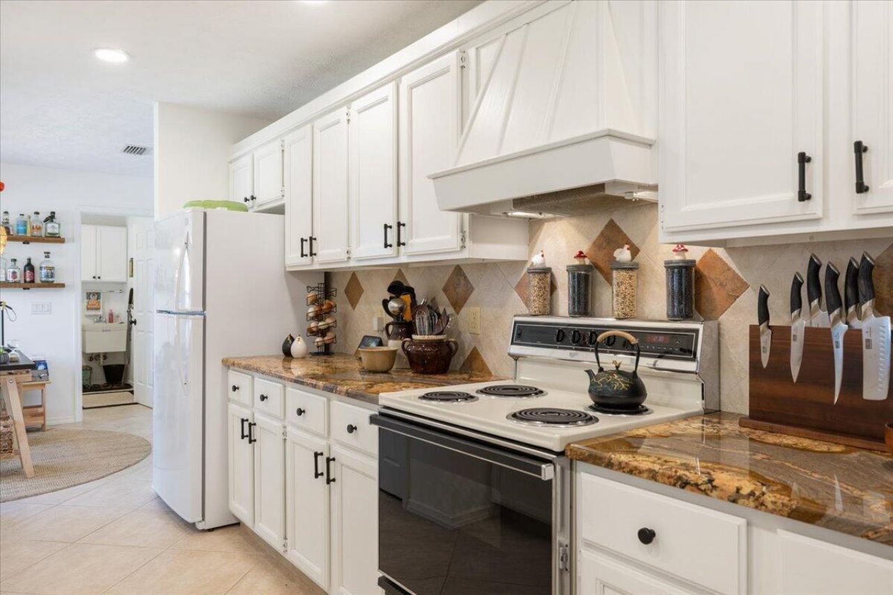 10880 Heil Road, Fort Pierce, FL 34945 Photo