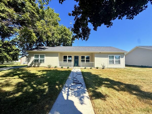 304 Elm Street , Mclean, IL 61754