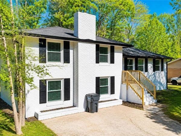 4675 Lincoln Way SW, Lilburn, GA 30047