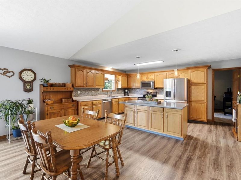 135 Country Manor Drive, Wilmington, OH 45177 Photo 19