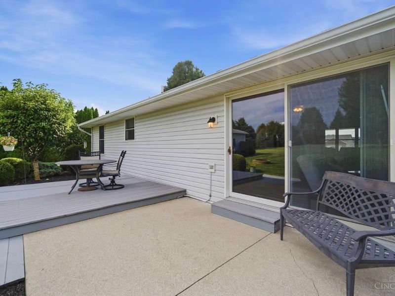 135 Country Manor Drive, Wilmington, OH 45177 Photo 40