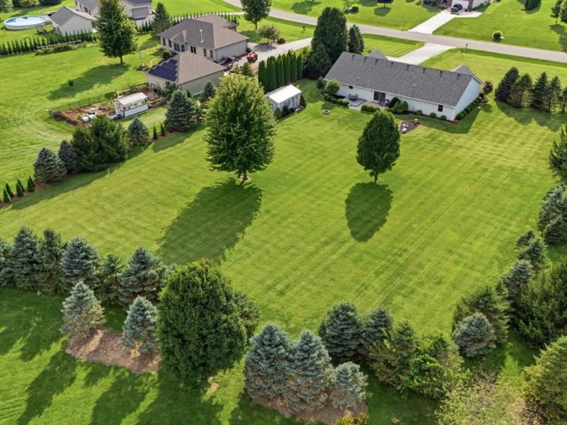 135 Country Manor Drive, Wilmington, OH 45177 Photo 53
