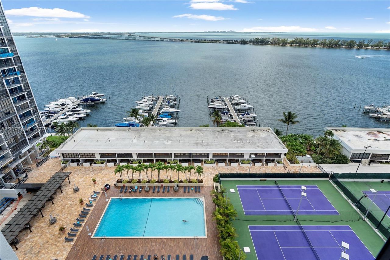 1901 Brickell Ave, Unit B1702, Miami, FL 33129 Photo