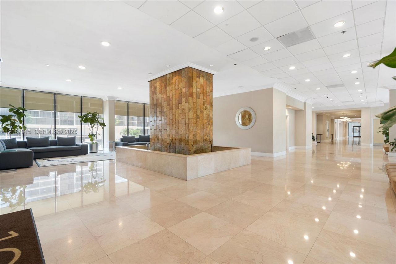1901 Brickell Ave, Unit B1702, Miami, FL 33129 Photo