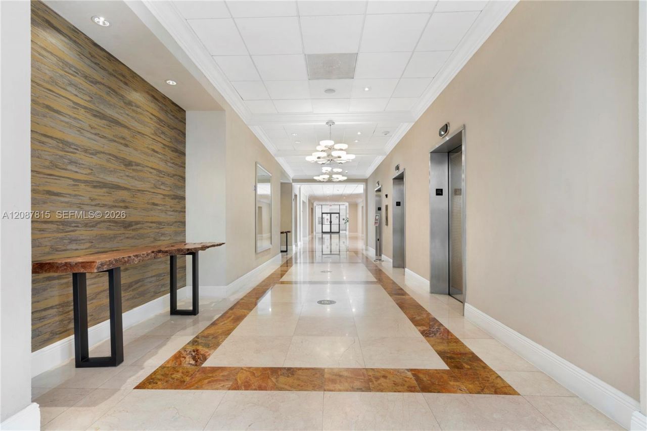 1901 Brickell Ave, Unit B1702, Miami, FL 33129 Photo