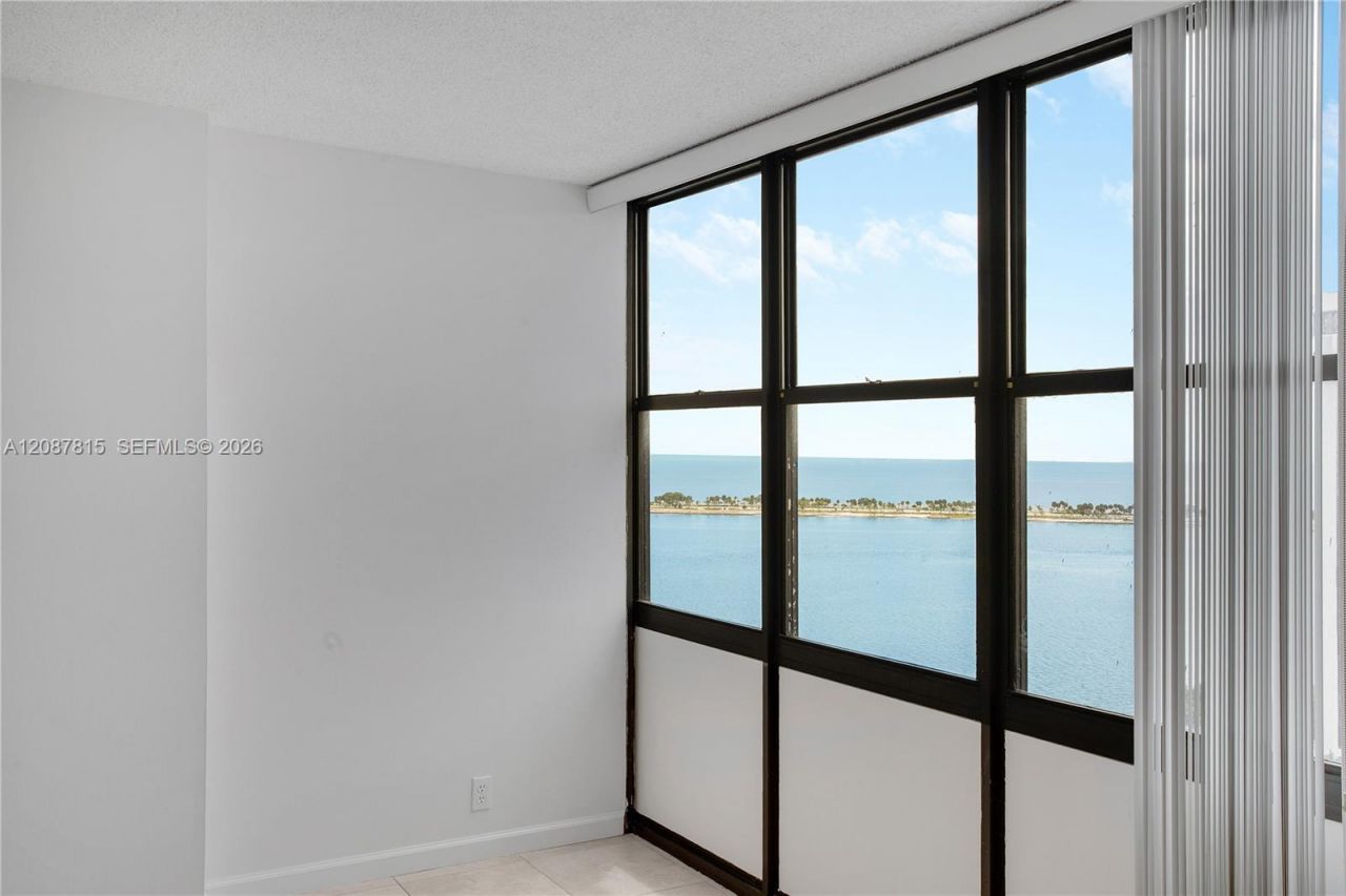 1901 Brickell Ave, Unit B1702, Miami, FL 33129 Photo