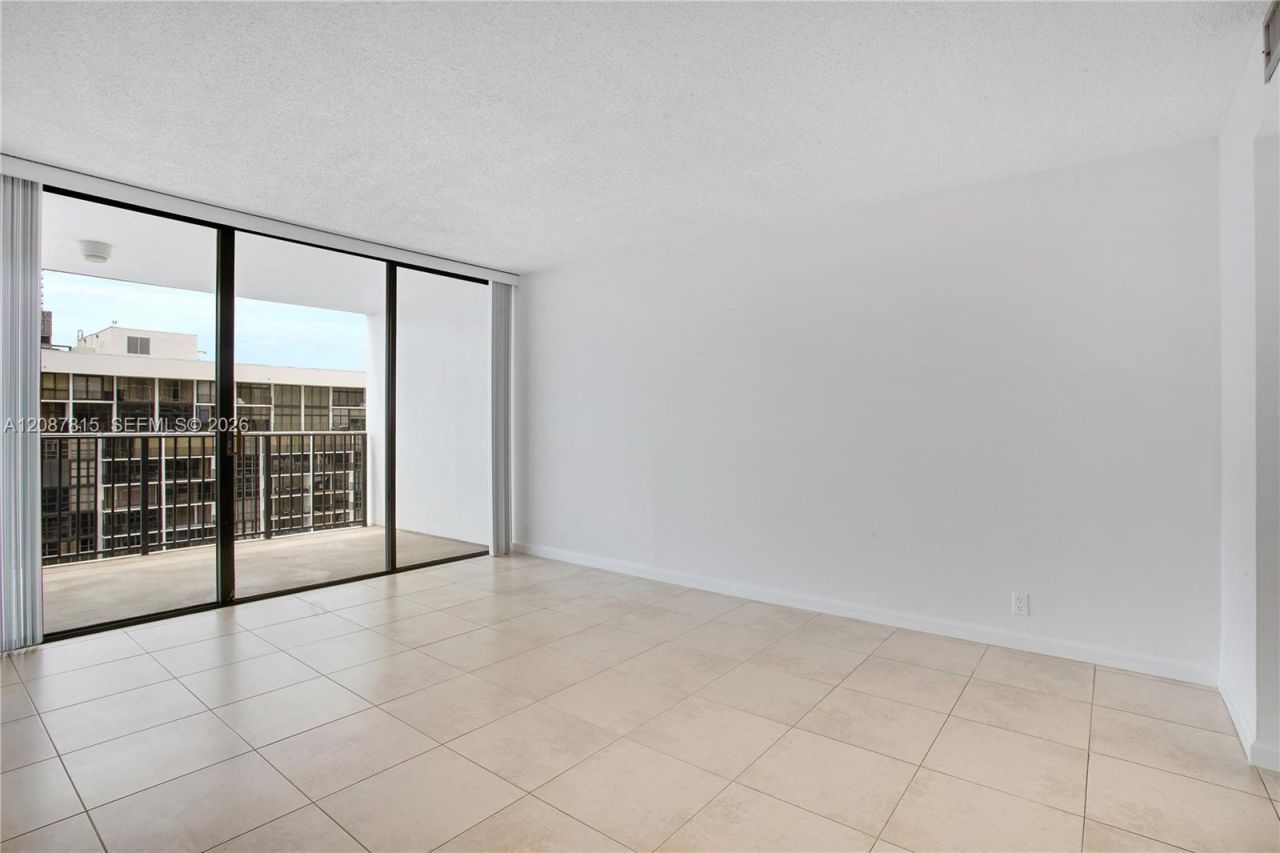 1901 Brickell Ave, Unit B1702, Miami, FL 33129 Photo
