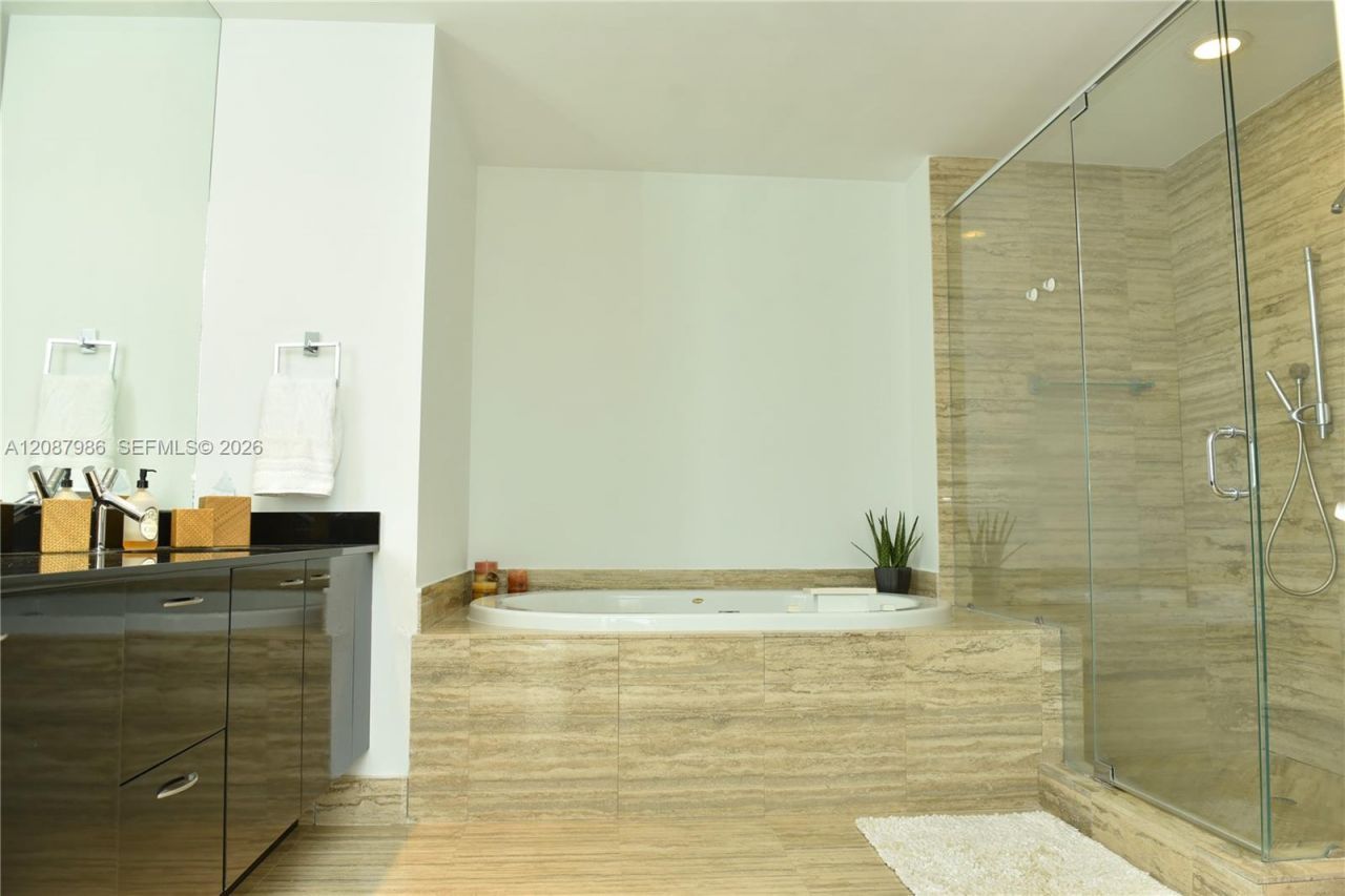 16001 Collins Ave, Unit 2302, Sunny Isles Beach, FL 33160 Photo