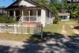 1408 M Avenue photo 4