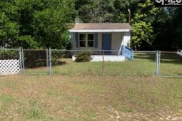 1408 M Avenue photo 4