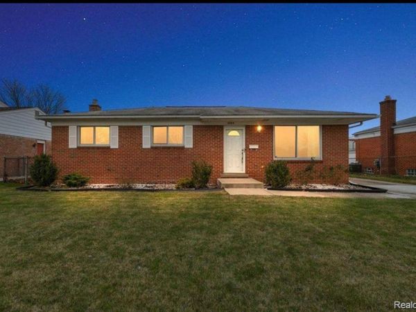 3582 Hein Drive, Sterling Heights, Mi 48310