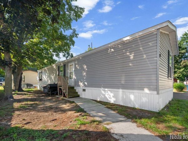 1281 E Pontaluna Road, Unit #101, Norton Shores, MI 49456