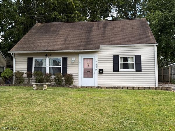 1282 Myrtle Avenue , Cuyahoga Falls, OH 44221