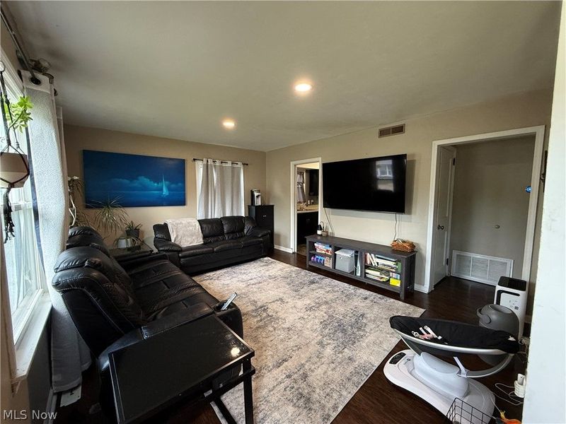 1282 Myrtle Avenue, Cuyahoga Falls, OH 44221 Photo 7