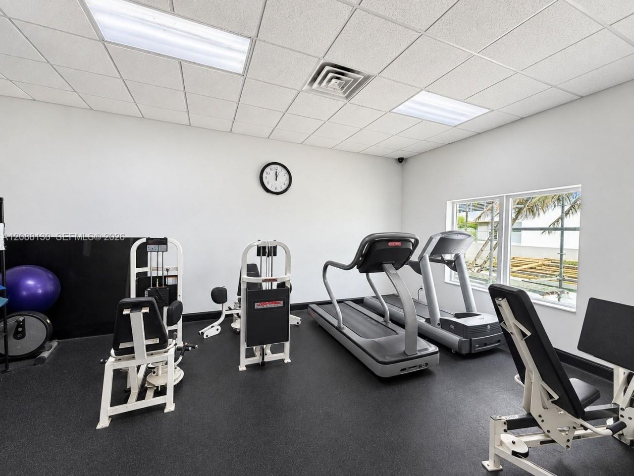 3725 S Ocean Dr, Unit 1402, Hollywood, FL 33019 Photo