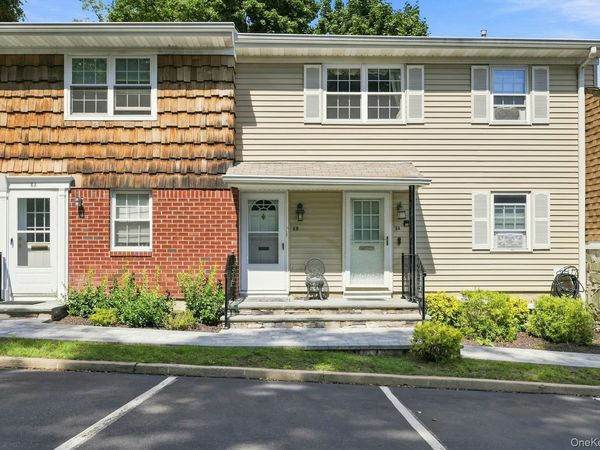 4 Anchorage Lane, Unit 5B, Oyster Bay, NY 11771