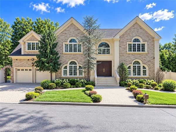 78 Eleanor Street , Staten Island, NY 10306