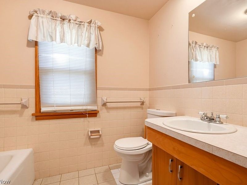 1170 Auburn Avenue, Barberton, OH 44203 Photo 22