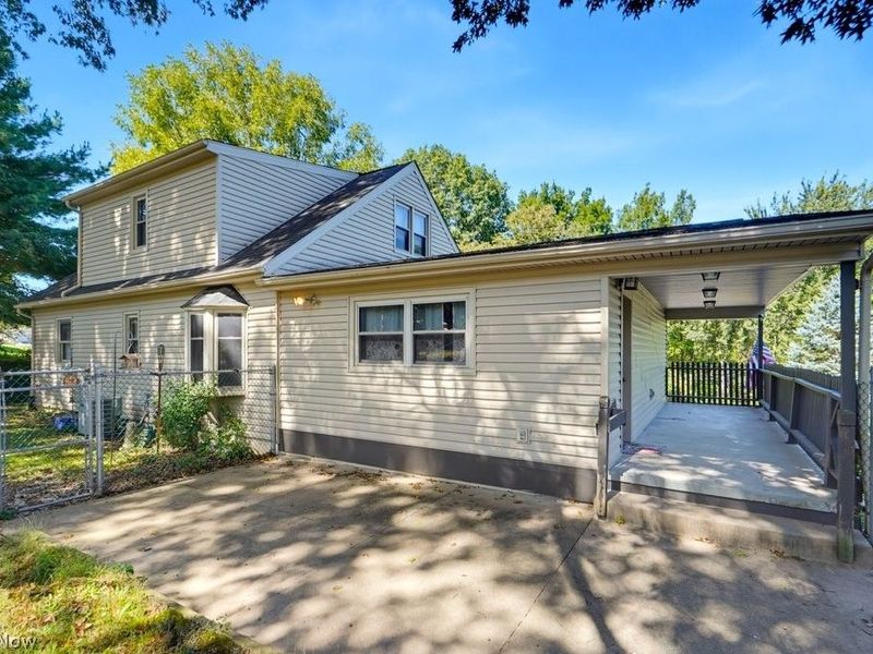 1170 Auburn Avenue, Barberton, OH 44203 Photo 4