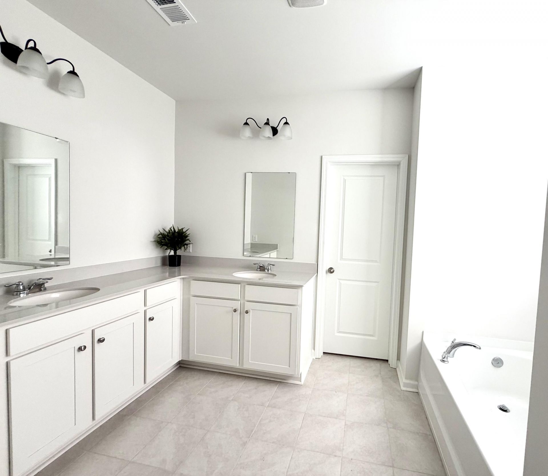 1042 Wading Point Boulevard Photo 18