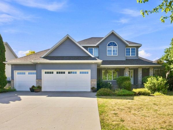 609 Lexington Lane , Moorhead, MN 56560