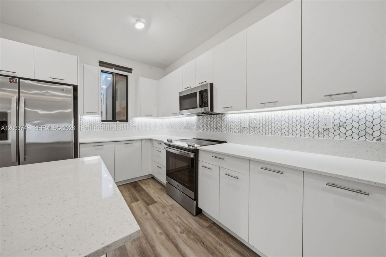 4519 NW 84th Ave, Doral, FL 33166 Photo