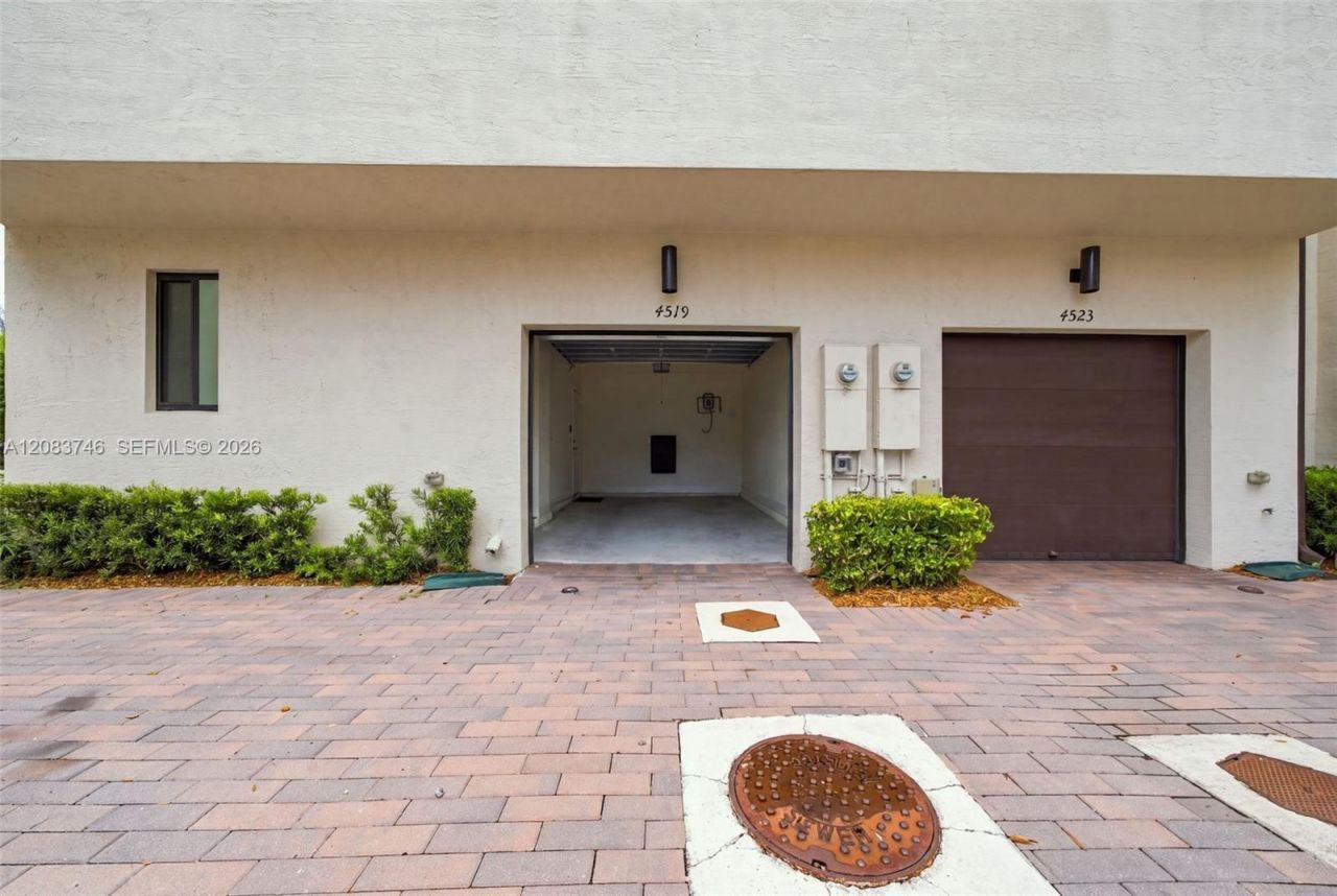 4519 NW 84th Ave, Doral, FL 33166 Photo