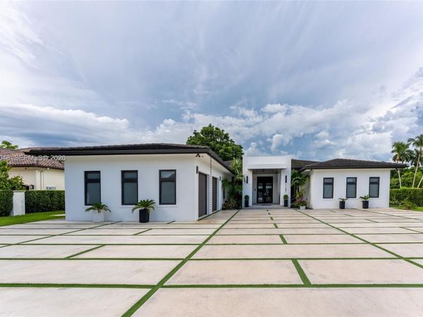11681 SW 93rd St , Miami, FL 33176