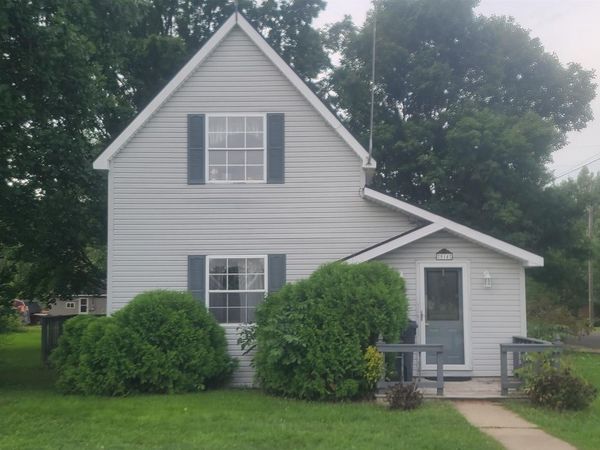 514 W Indiana Avenue, Upland, IN 46989