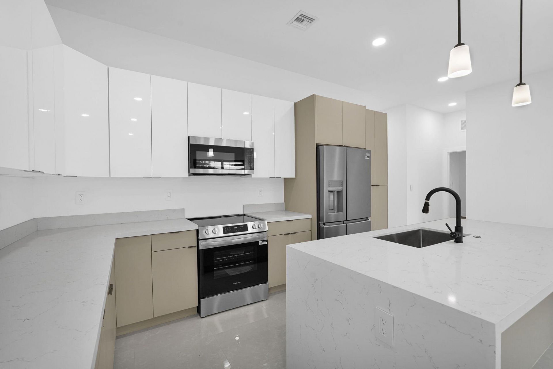 2540 NW 14th Court, Fort Lauderdale, FL 33311 Photo