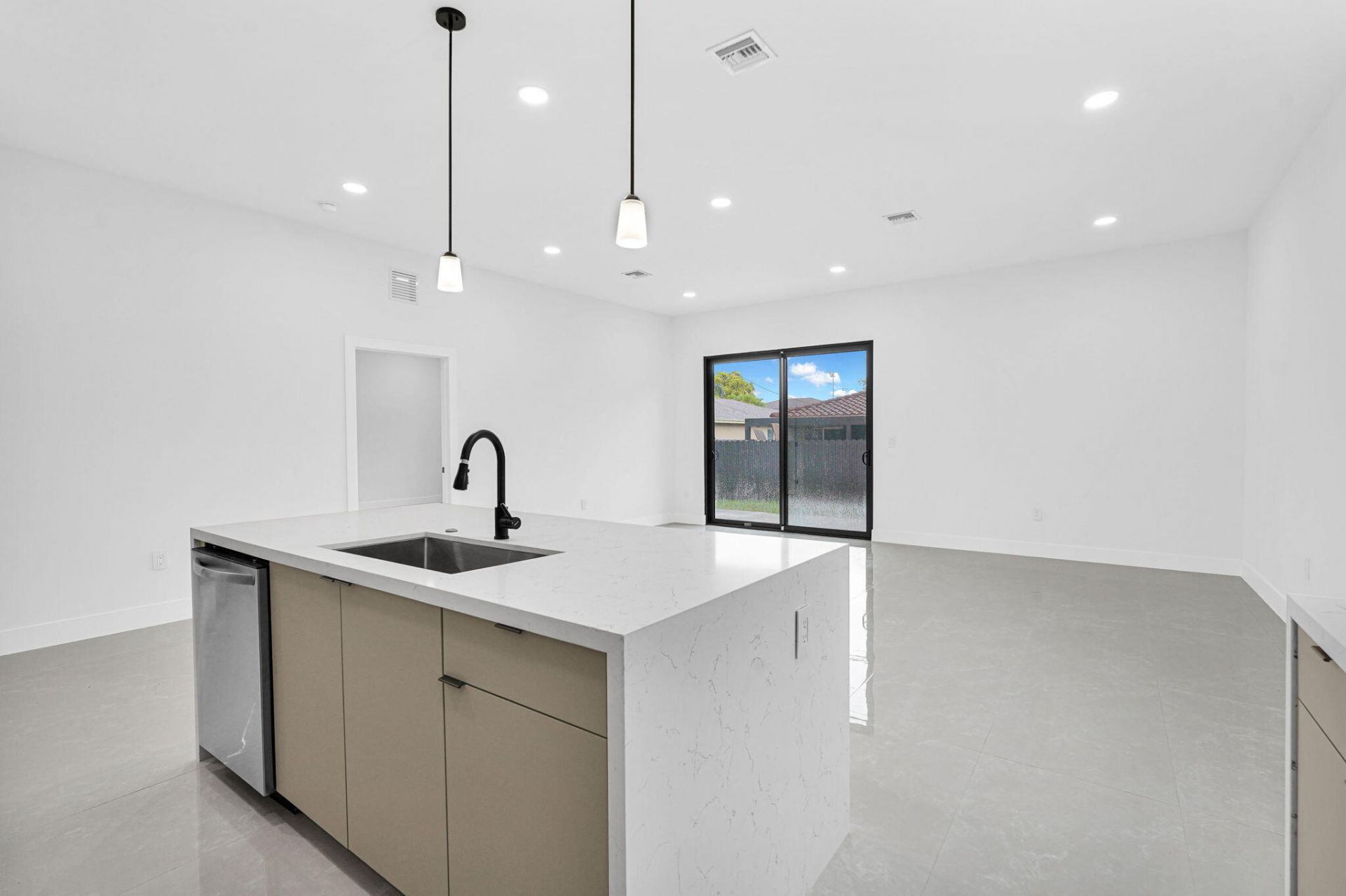 2540 NW 14th Court, Fort Lauderdale, FL 33311 Photo